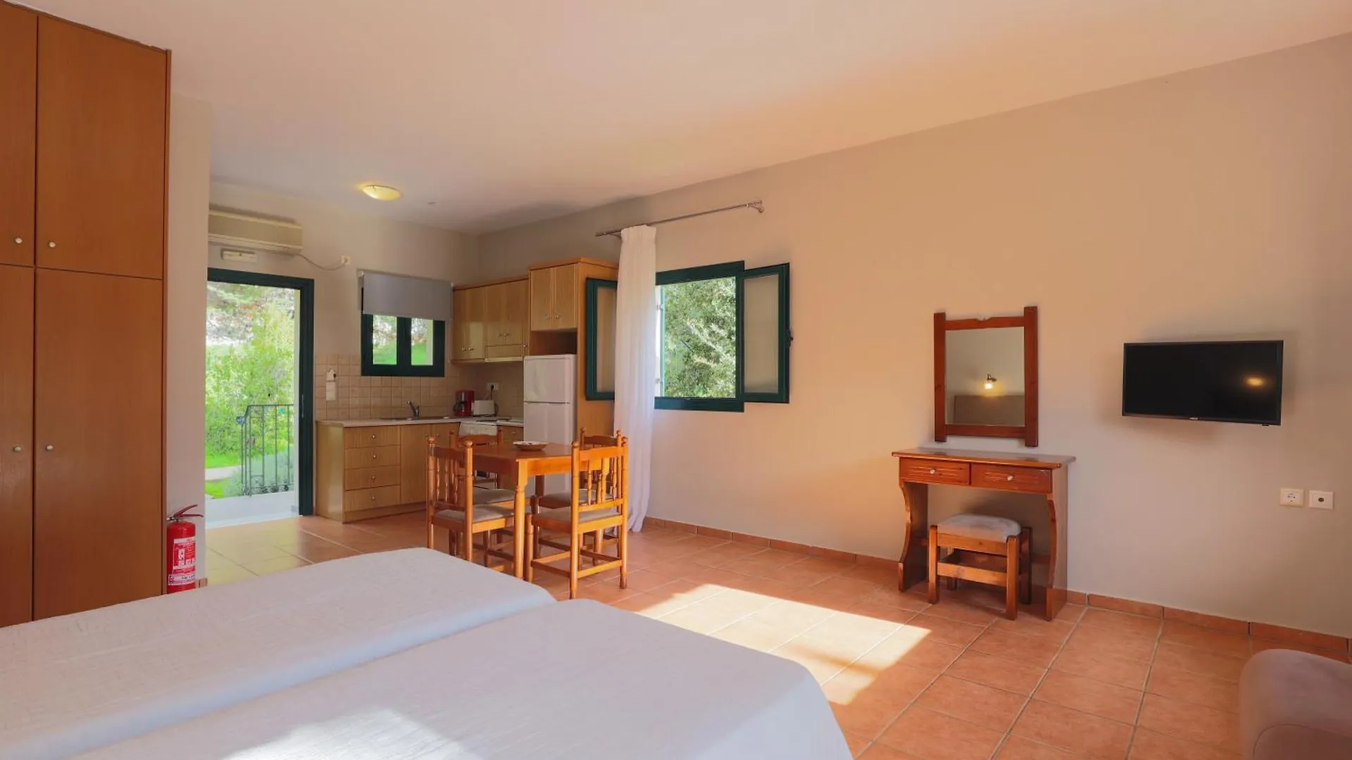 Vivi'S Apartments Agia Efimia Grecia