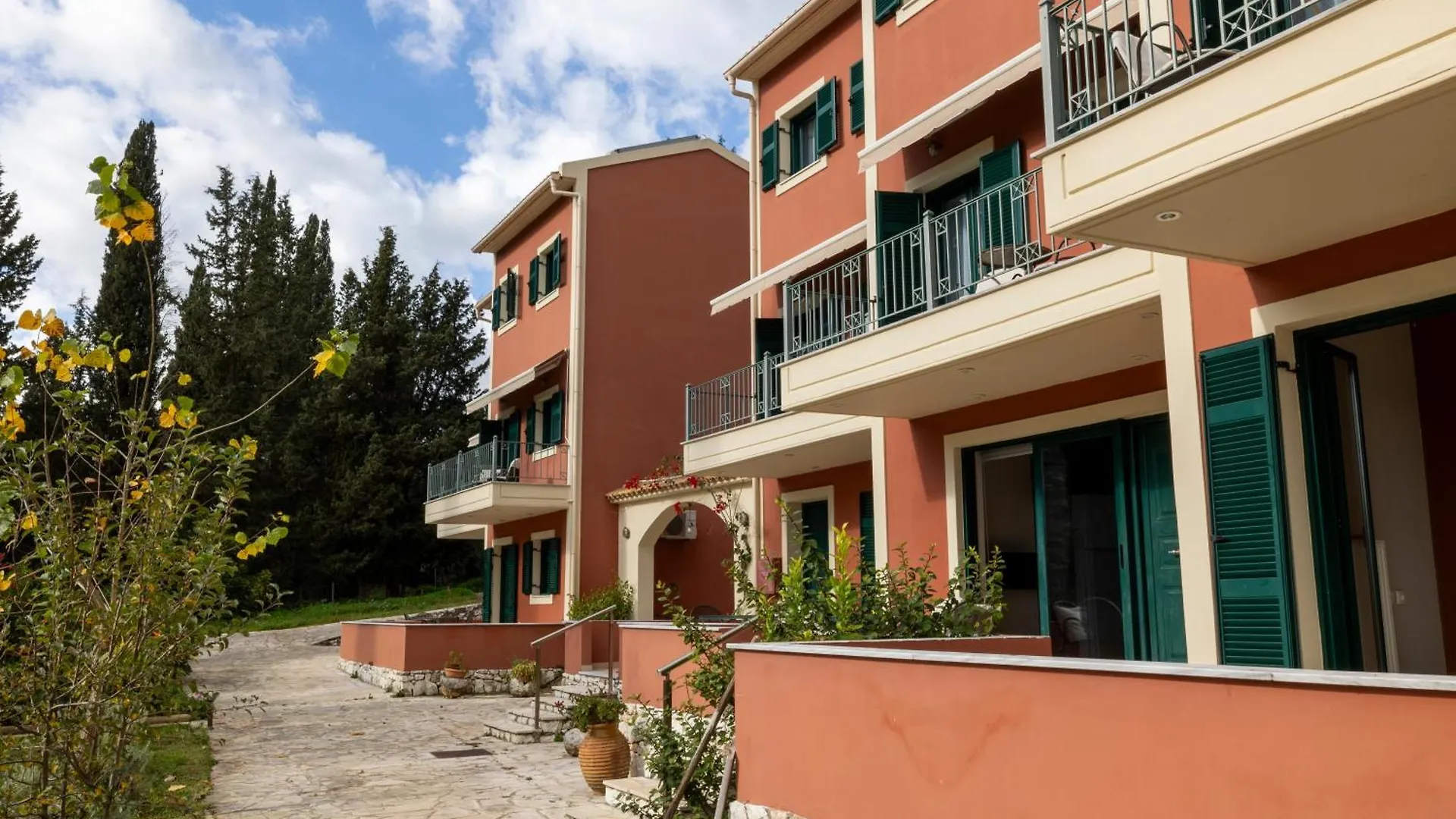 Vivi'S Apartments Agia Efimia