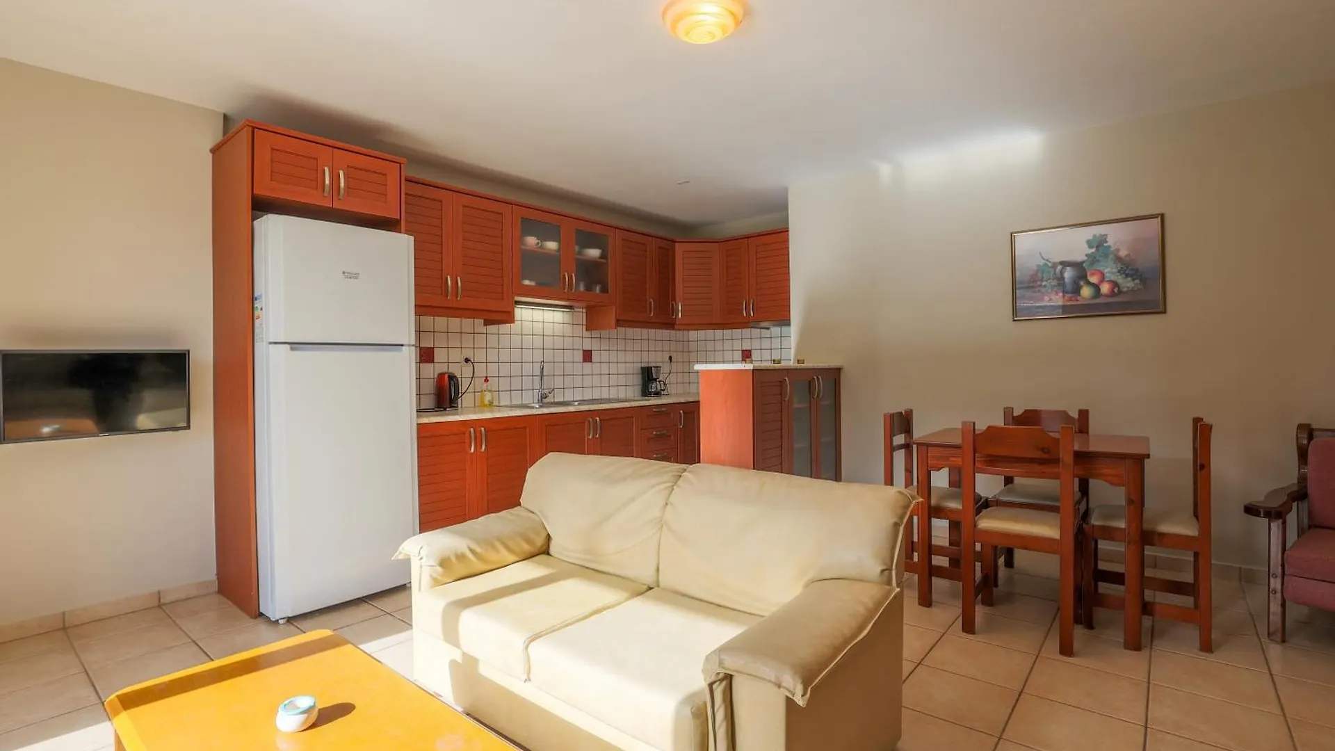 Vivi'S Apartments Agia Efimia